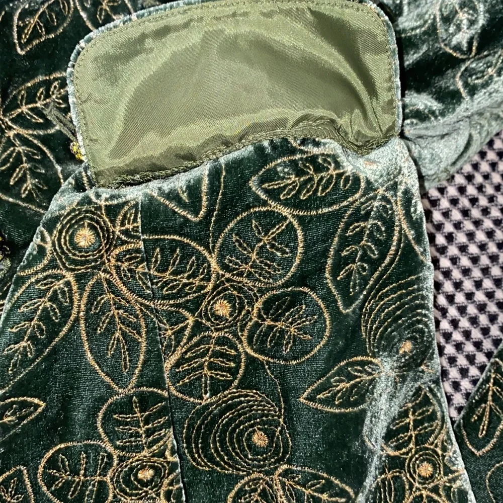 Kay Unger Velvet silk lined Blazer_9